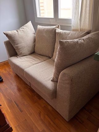 Sofá de 2 plazas en tela beige