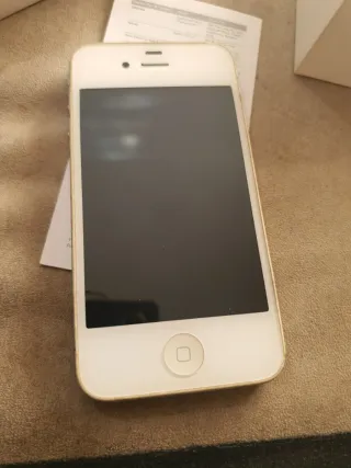 iPhone 4 Blanco y Dorado