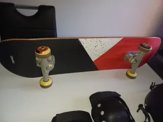 Set de protección y patineta