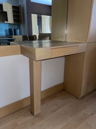 Mobiliario de oficina y estudio