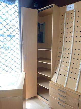 Mobiliario de oficina y estudio