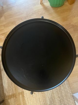 Mesita auxiliar metálica redonda de ikea