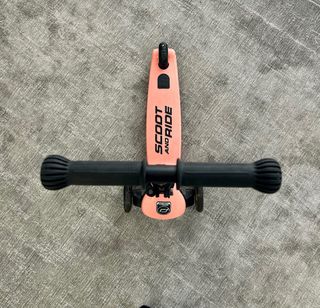 Scoot & Ride - Patinete Highwaykick - LED - Rosa