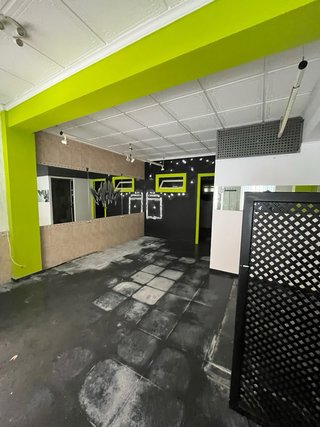 Local, peluquería en venta o alquiler