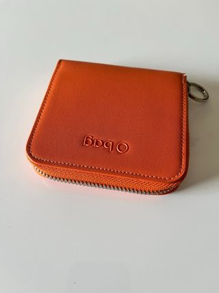 Cartera O bag ámbar como nueva. 11x11x2,50.