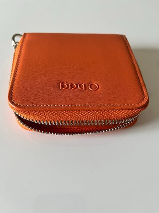 Cartera O bag ámbar como nueva. 11x11x2,50.