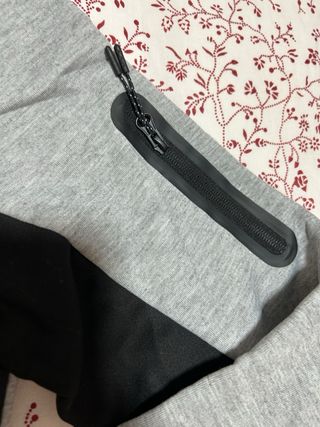 Conjunto Nike Gris y Negro