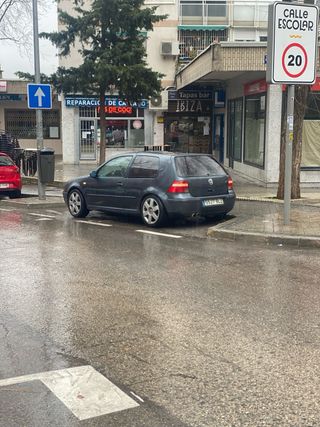 Volkswagen Golf 2001