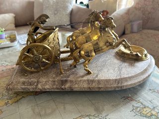 Cenicero Bronce y Mármol Carro Romano