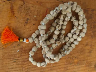 Collana Mala Tibet legno Tulsi