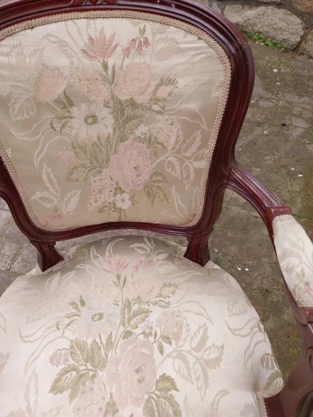 Silla Luis XV Estilo Clásico