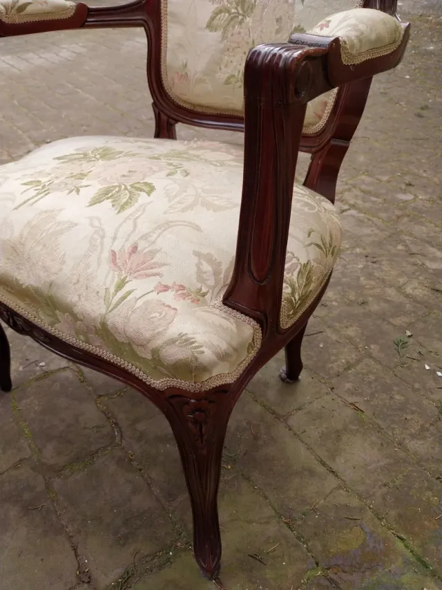 Silla Luis XV Estilo Clásico