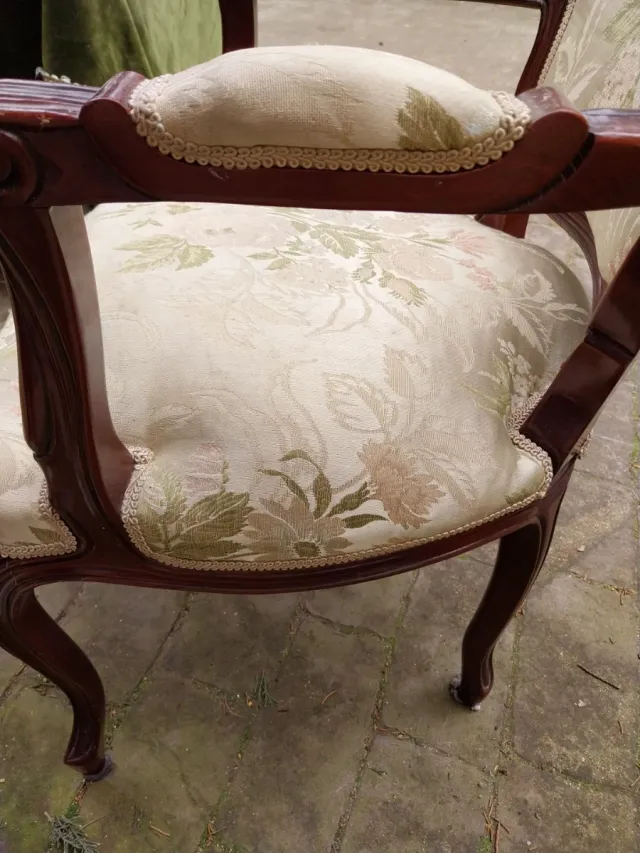 Silla Luis XV Estilo Clásico