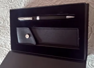 Conjunto bolígrafo y portabolígrafo BELIUS