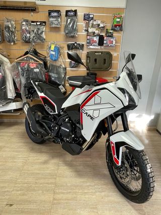 Moto Morini X-Cape 700 Adventure