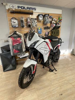 Moto Morini X-Cape 700 Adventure