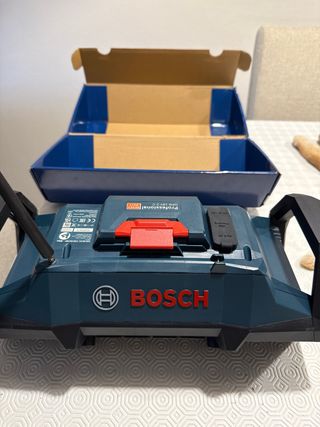 Radio Bosch GPB 18V-2 C ,no spedizione, solo su Fi