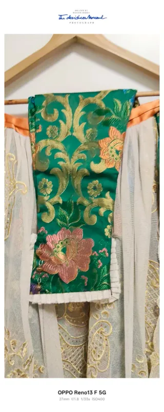 Traje de Fallera Verde y Dorado