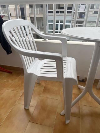 Solo 2 Sillas Balcón Plástico Blanco