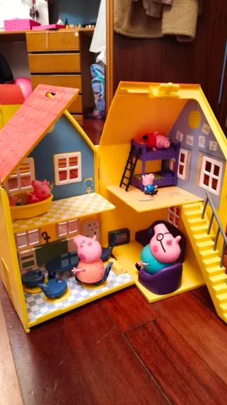 Juguetes Peppa Pig Casa y Ambulancia