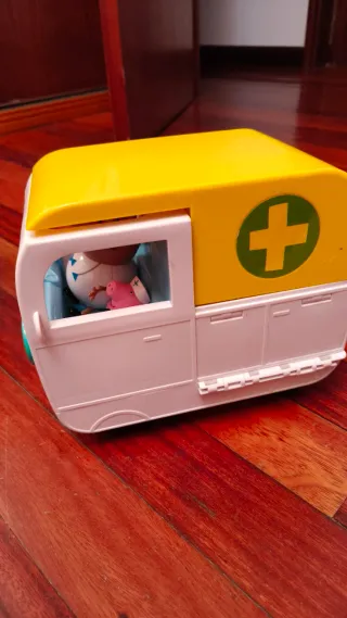 Juguetes Peppa Pig Casa y Ambulancia