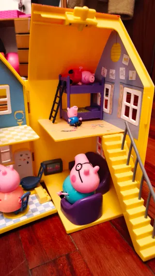 Juguetes Peppa Pig Casa y Ambulancia