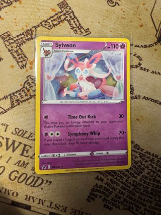 Carta Pokémon Sylveon SWSH211