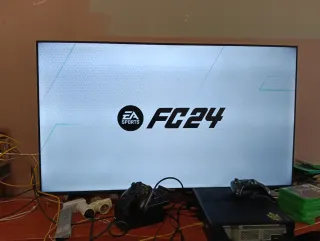 Xbox One + 3 Mandos + 7 Juegos + Base Carga