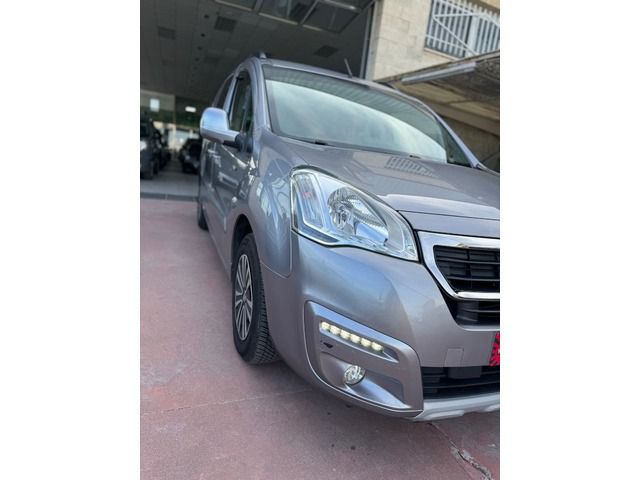 Peugeot Partner Tepee Combi 1.6 BlueHDi Outdoor 73 kW (100 CV)