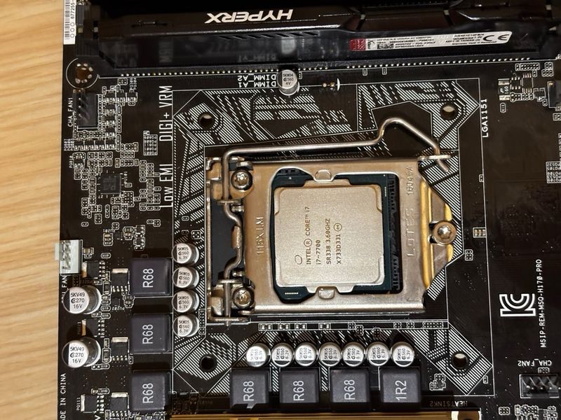 Pack CPU i7 7700 + Placa ASUS H170 + RAM DDR4 afbeelding 5