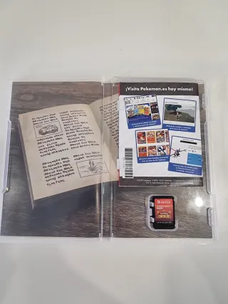 Nintendo Switch Pokémon Scarlatto