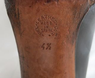 Zapatos negros Farrutx. Talla: 37