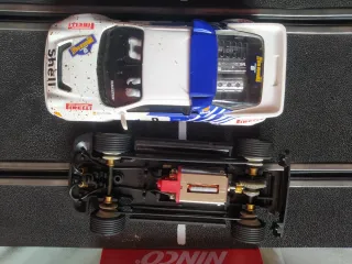 Coche Slot Scalextric Ford RS 200 Preparado