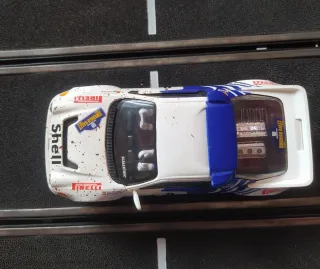Coche Slot Scalextric Ford RS 200 Preparado