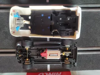 Coche Slot Scalextric Ford RS 200 Preparado