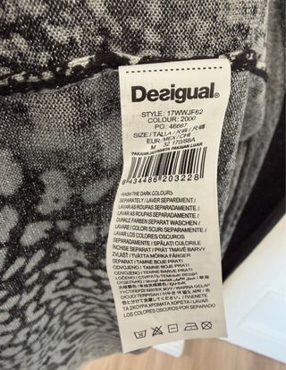 Jersey Desigual brillo negro y blanco