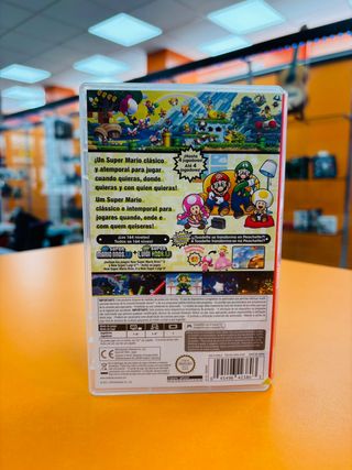Gioco Switch New Super Mario Bros U Deluxe in scatola