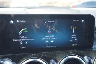 MERCEDES-BENZ Clase GLB 200d 4Matic 8G-DCT