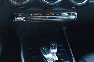 MERCEDES-BENZ Clase GLB 200d 4Matic 8G-DCT