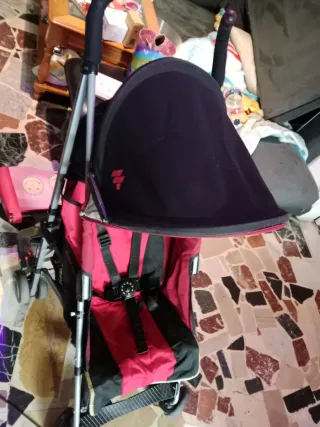 Carrito Maclaren Rojo y Negro