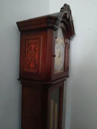 Reloj de pie vintage Tempus Fugit