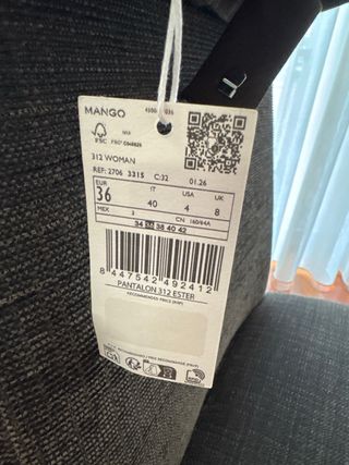 Calças clássicas de poliester com pregas