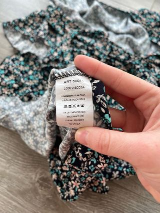 Vestido de verano floral negro