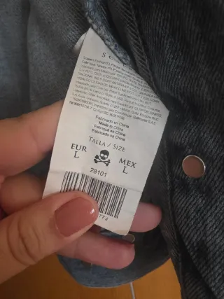 Cazadora vaquera Scalpers tachas