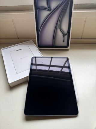 iPad Air M2 11 128GB Argento + Apple Pencil Pro