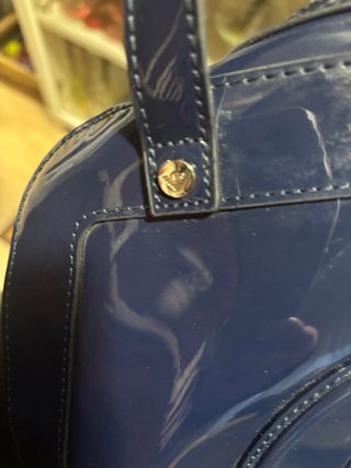 Bolso Armani Jeans Charol Azul Marino, de charol