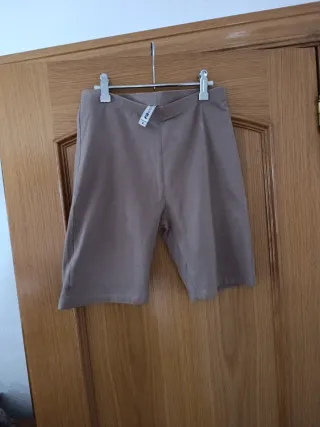 Mallas cortas beige