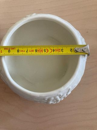 Portagioie in ceramica con fiori