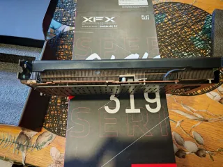 Tarjeta Gráfica XFX RX 7800 XT 16GB