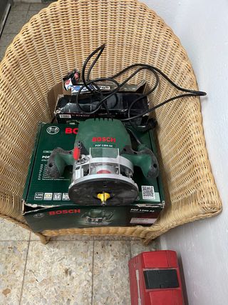 Fresadora Bosch POF 1200 AE Electrónica